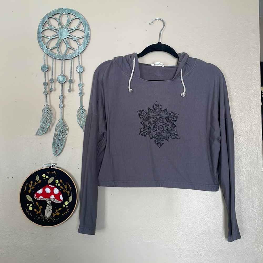 Lakhay’s Flower of Life Cropped Hoodie